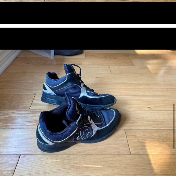 Authentic Chanel sneakers - Picture 8 of 8